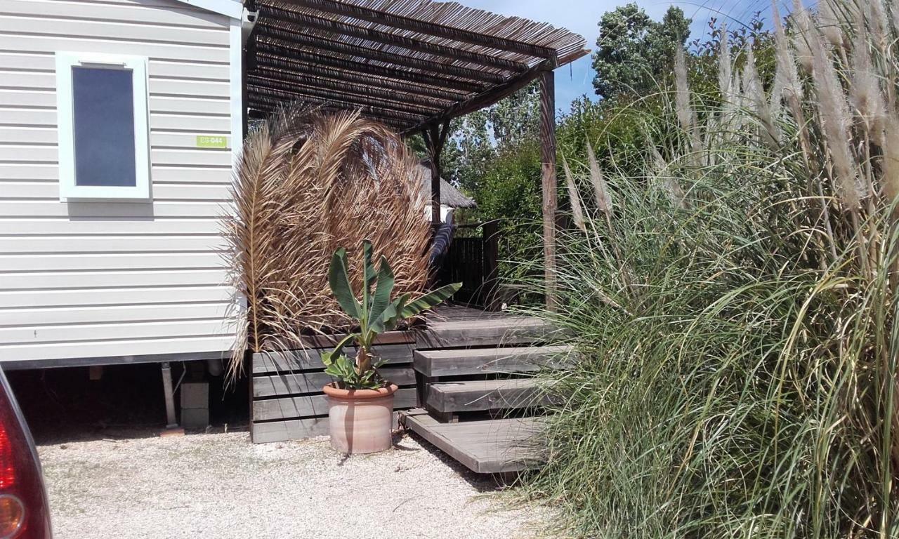 Mobile Home Service Hotelier Frejus Exterior photo